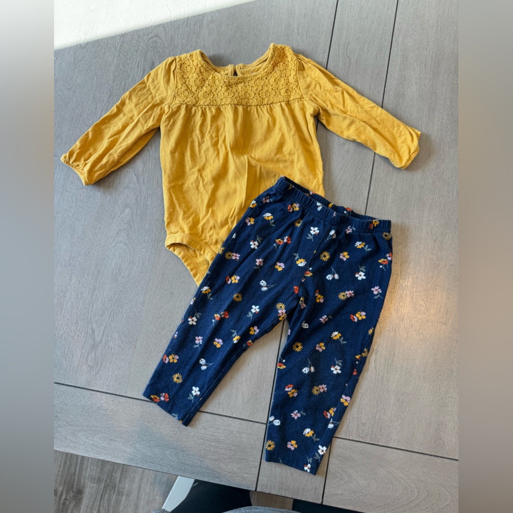 Carters long sleeve onsie and legging set- 12m